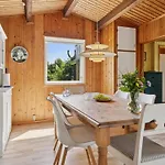 Aukusti - 375m From The Sea By Interhome