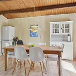 Aukusti - 375m From The Sea By Interhome *