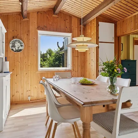 Aukusti - 375m From The Sea By Interhome