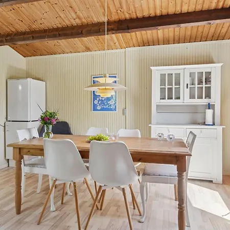 Aukusti - 375m From The Sea By Interhome *
